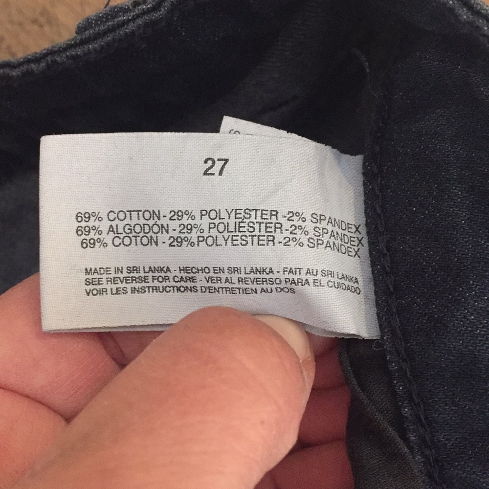 Rachel Roy high rise denim shorts. - Picture 6 of 6